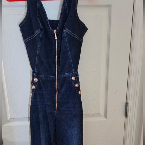 Guess Jean Jumpsuit - Picture 5 of 7